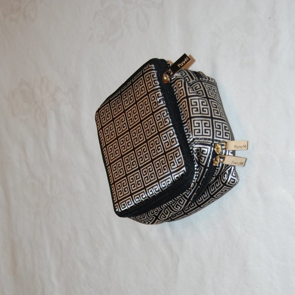 Purse N Make up /Jewelry Bag 4" x 5" x 4 1/2" Black & White - Picture 4 of 16